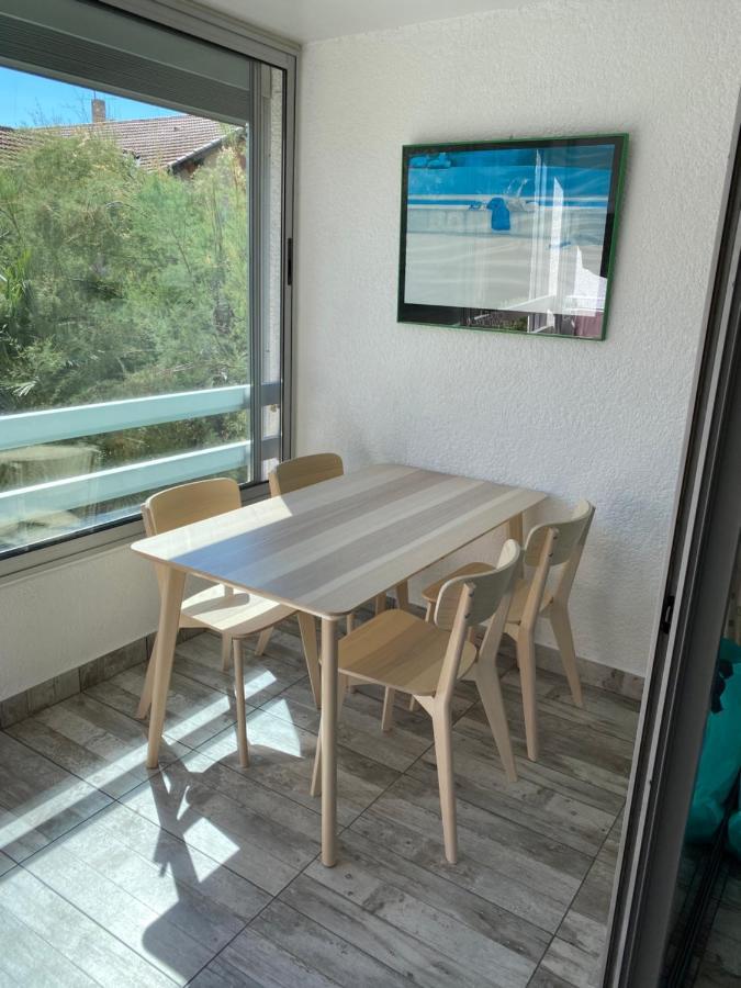 Spacieux Studio Sur Le Port De 히에레 외부 사진